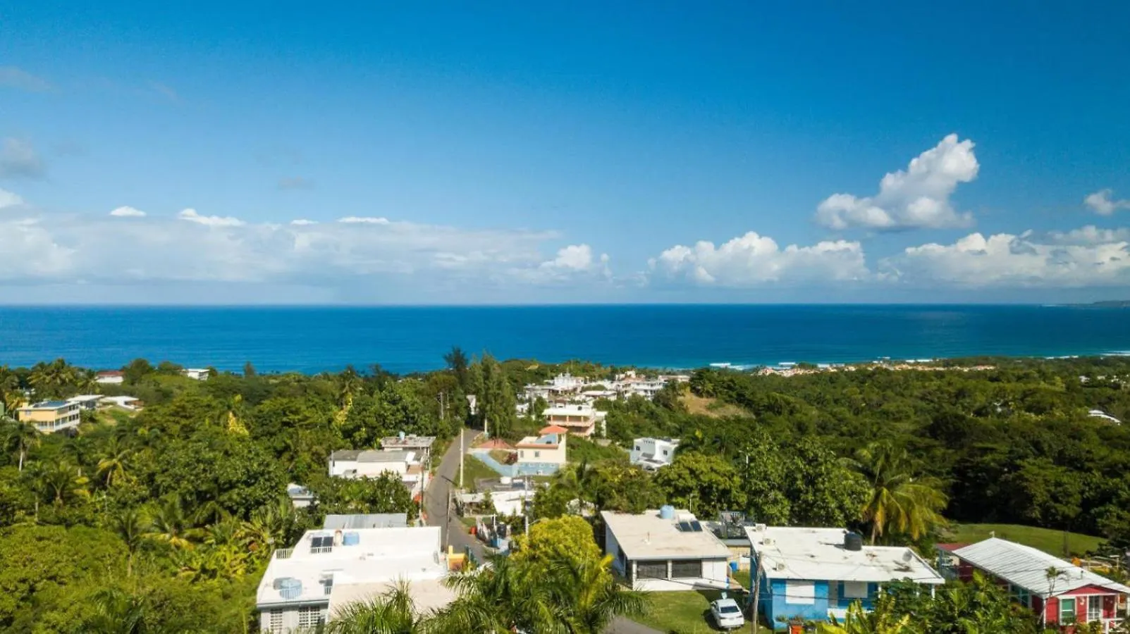 Casita 3 At Ceiba Tree Inn. Tranquility With Garden Views And Pergola With Ocean Overlook Rincon Porto Riko